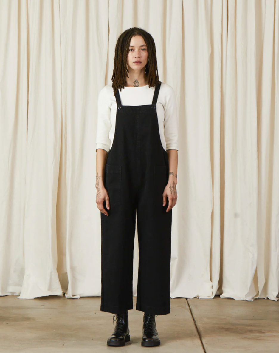 BLACK OVERALL JUMPER || ALI GOLDEN
