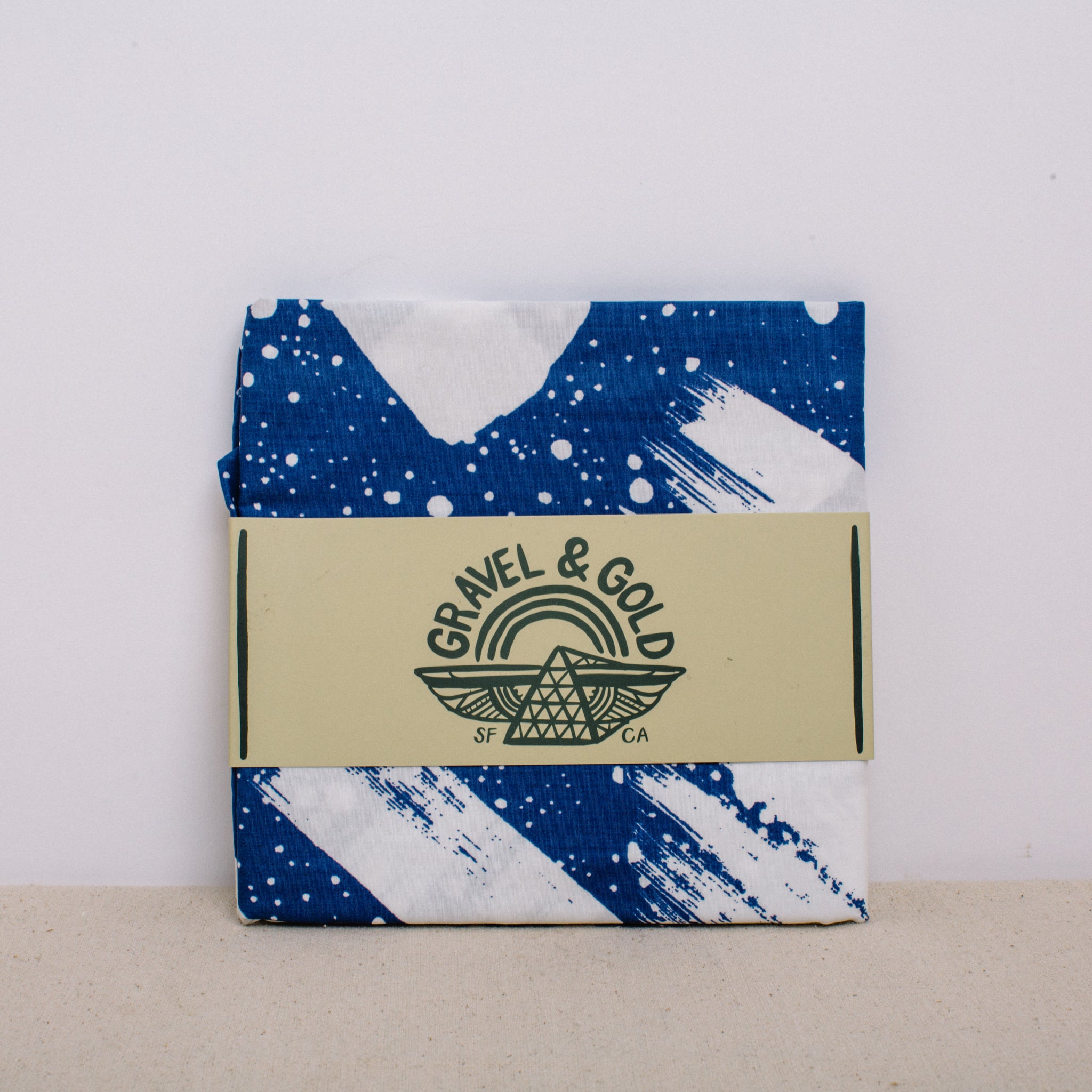 ACCORD COMET PILLOWCASE || GRAVEL & GOLD
