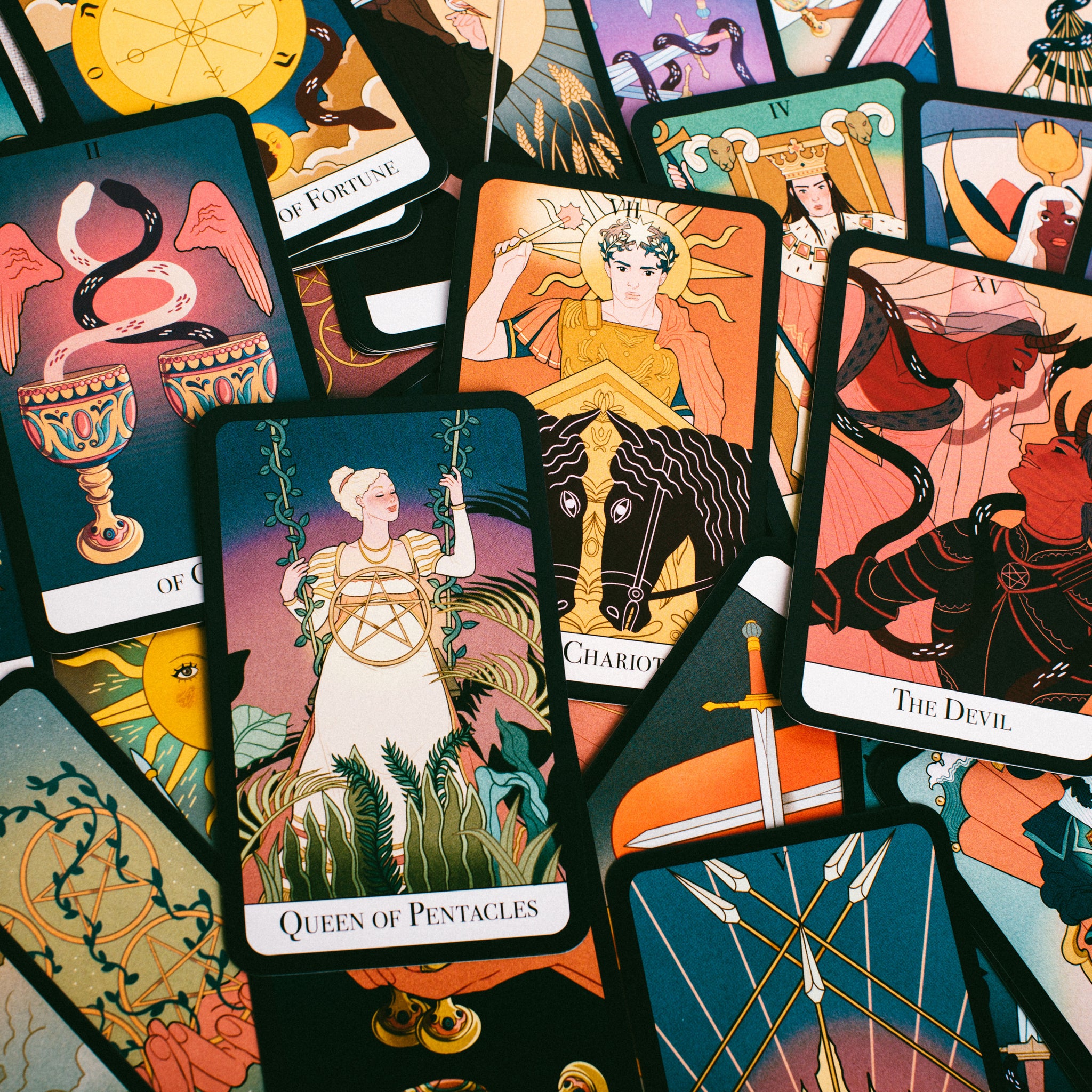 THE ESSENTIAL TAROT