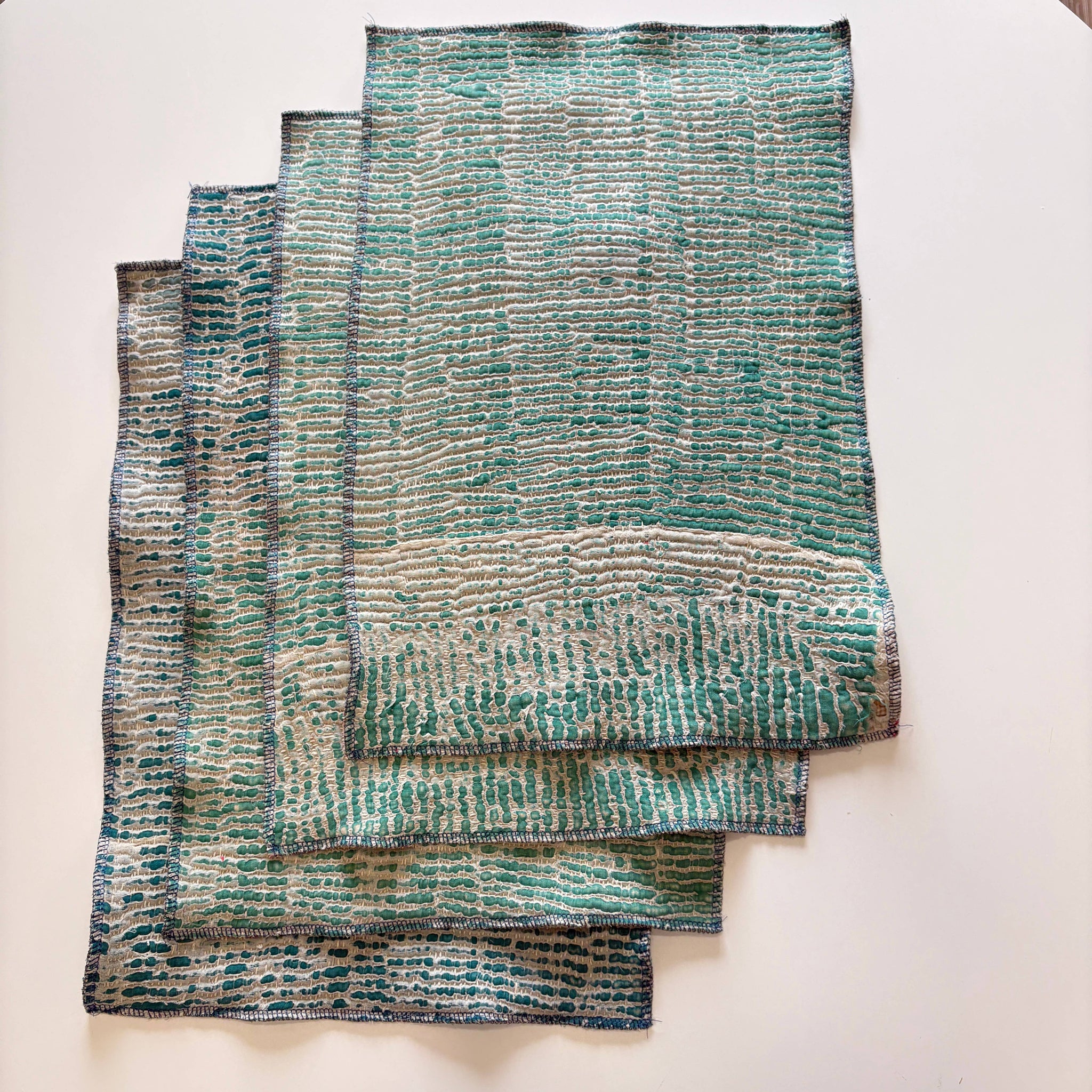 SET OF 4 PLACEMATS || #123 || ALOKA HOME