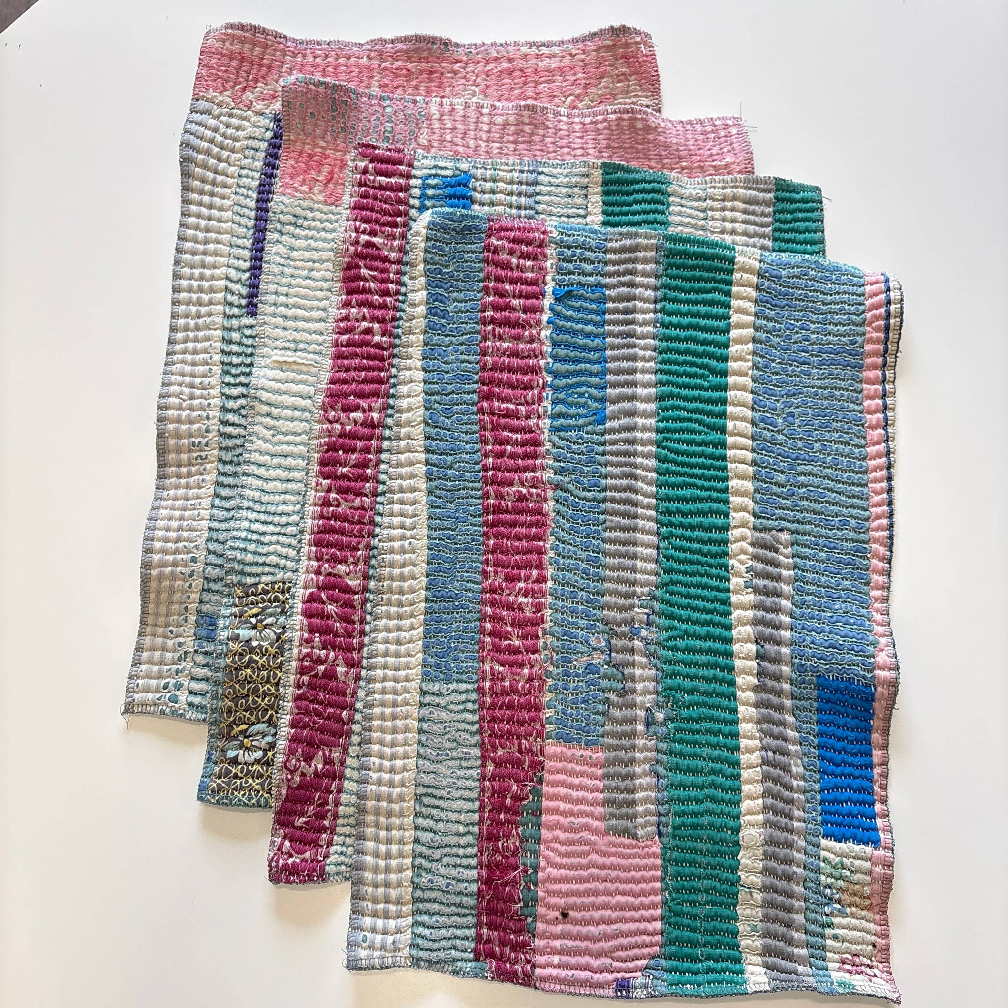SET OF 4 PLACEMATS || #116 || ALOKA HOME