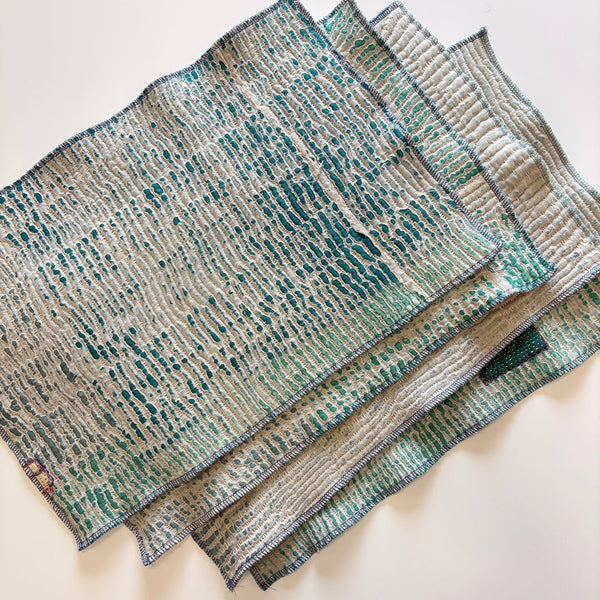 SET OF 4 PLACEMATS || #125 || ALOKA HOME