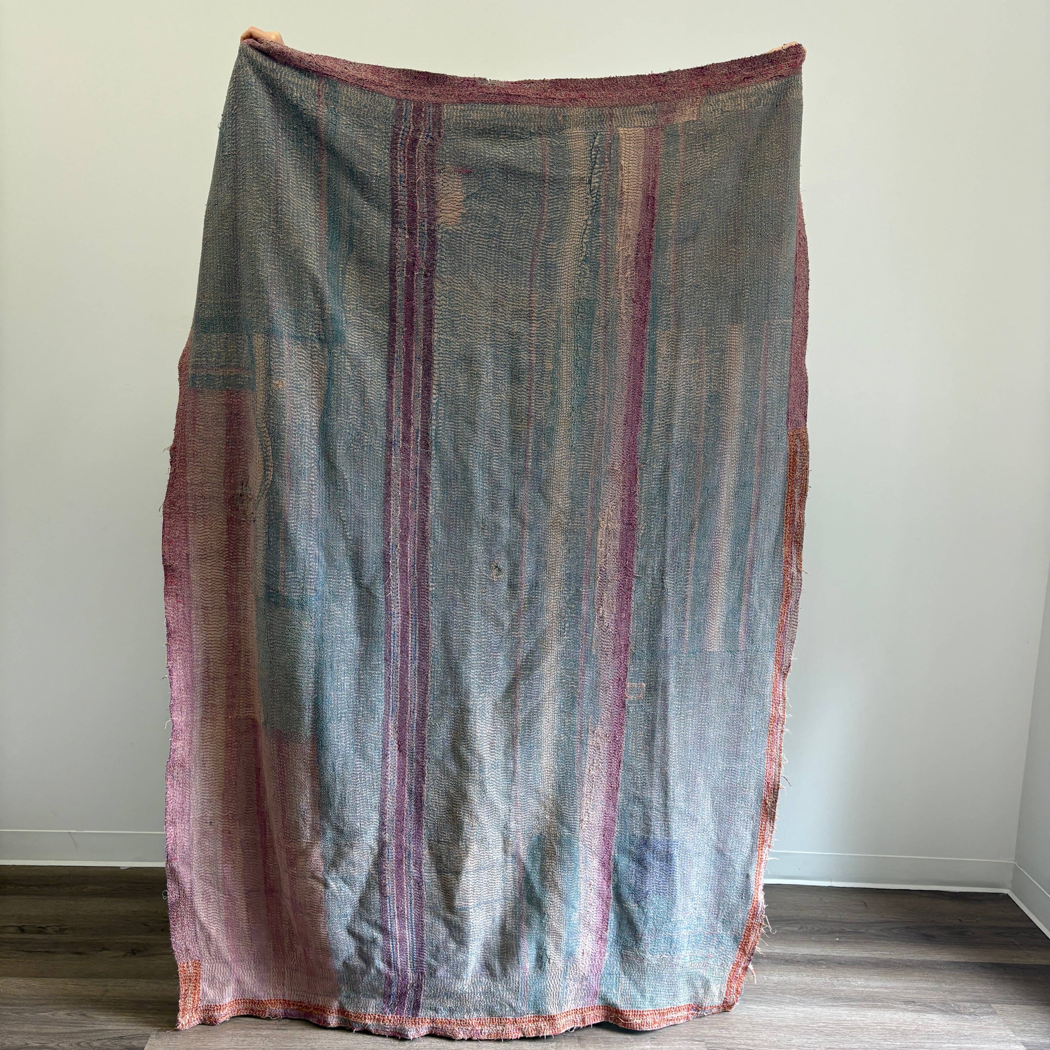 RICHIE QUILT || ALOKA HOME