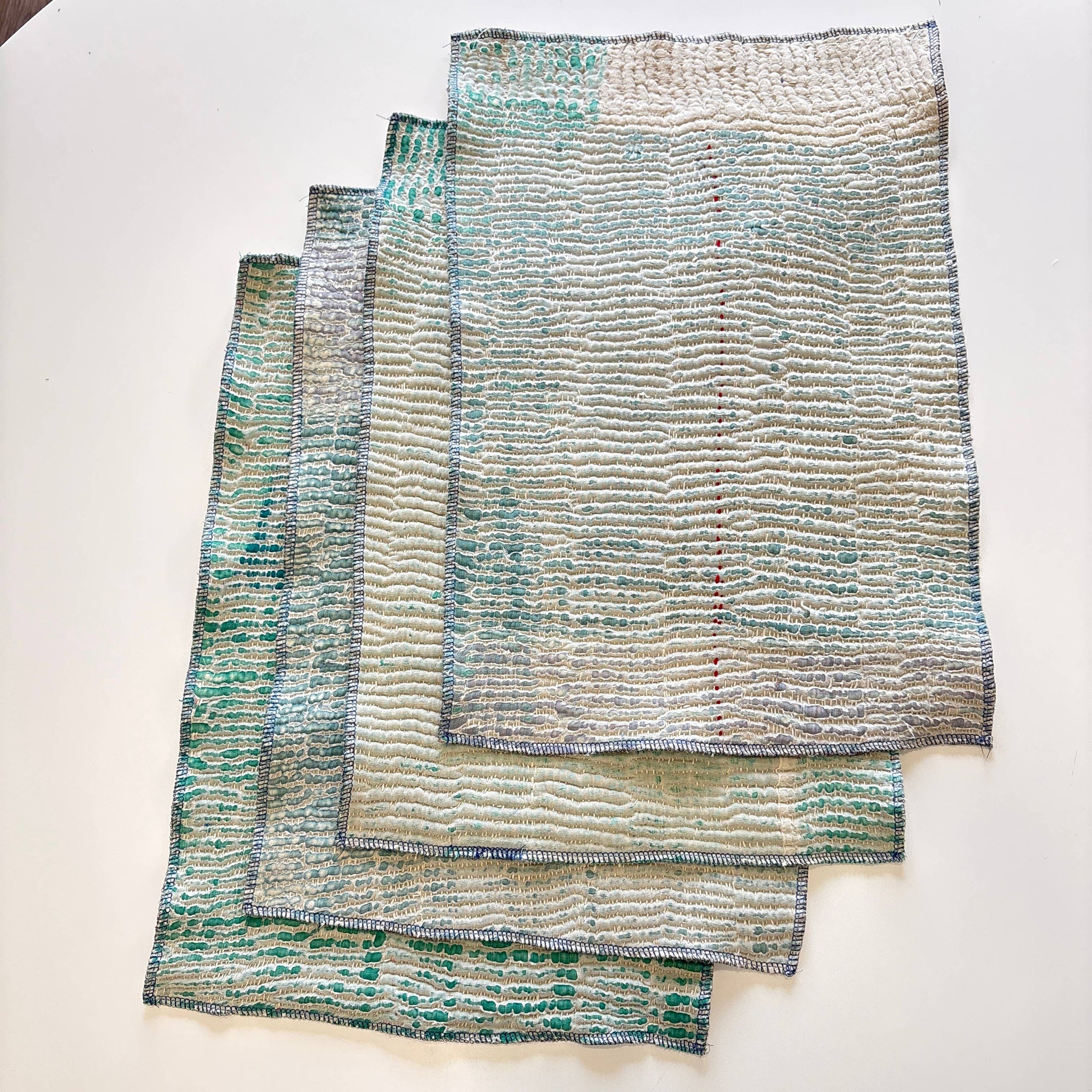 SET OF 4 PLACEMATS || #116 || ALOKA HOME