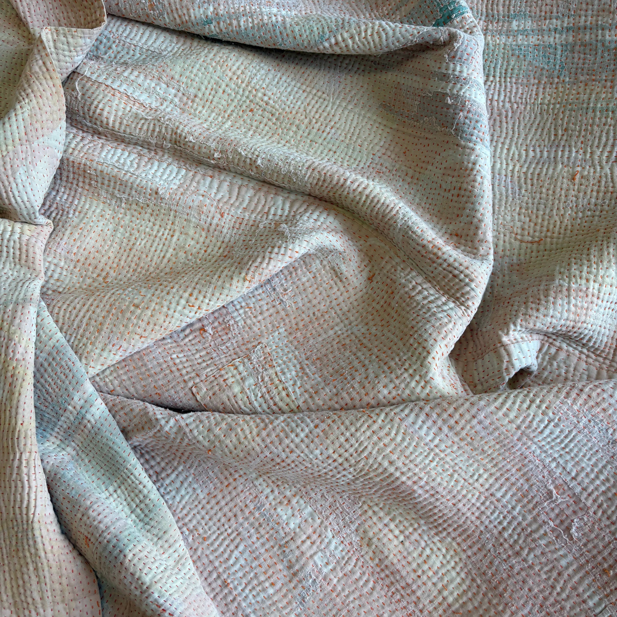 OWEN COVERLET || ALOKA HOME