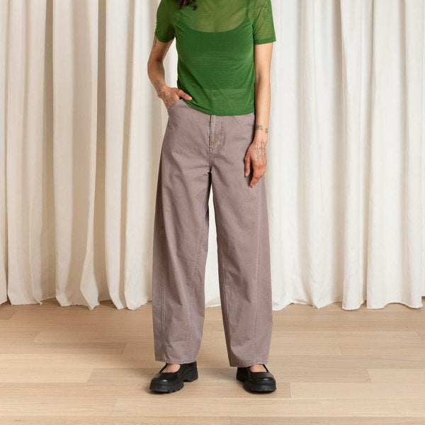 MAUVE FITTED BARREL PANT || ALI GOLDEN