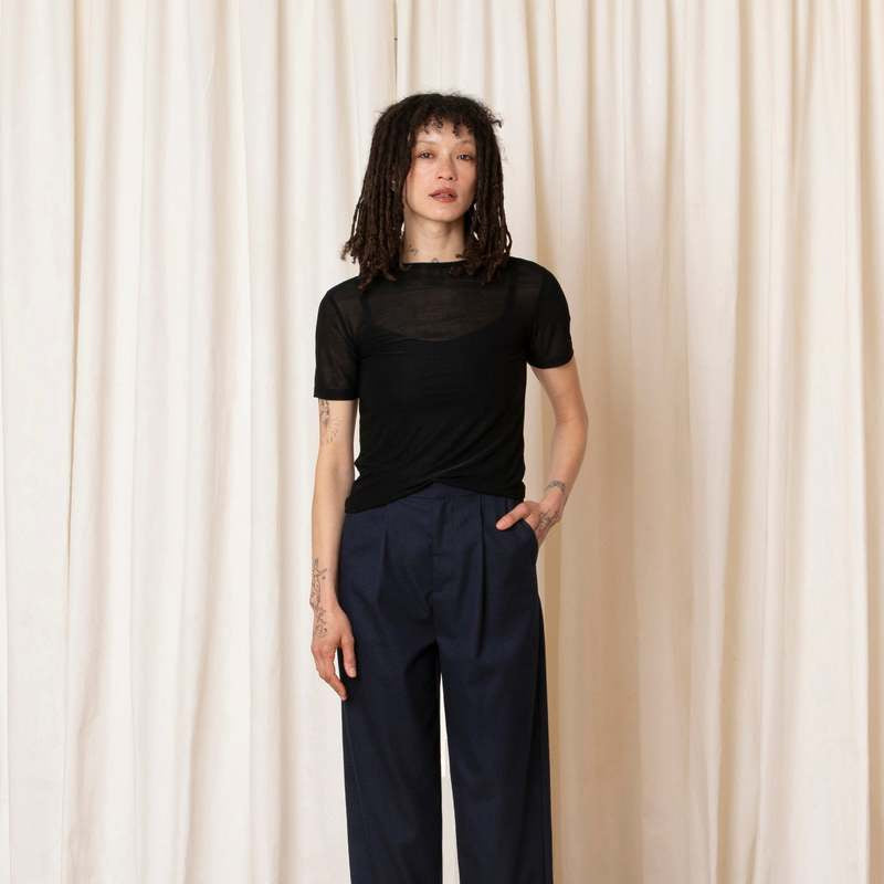 BLACK MESH T SHIRT || ALI GOLDEN