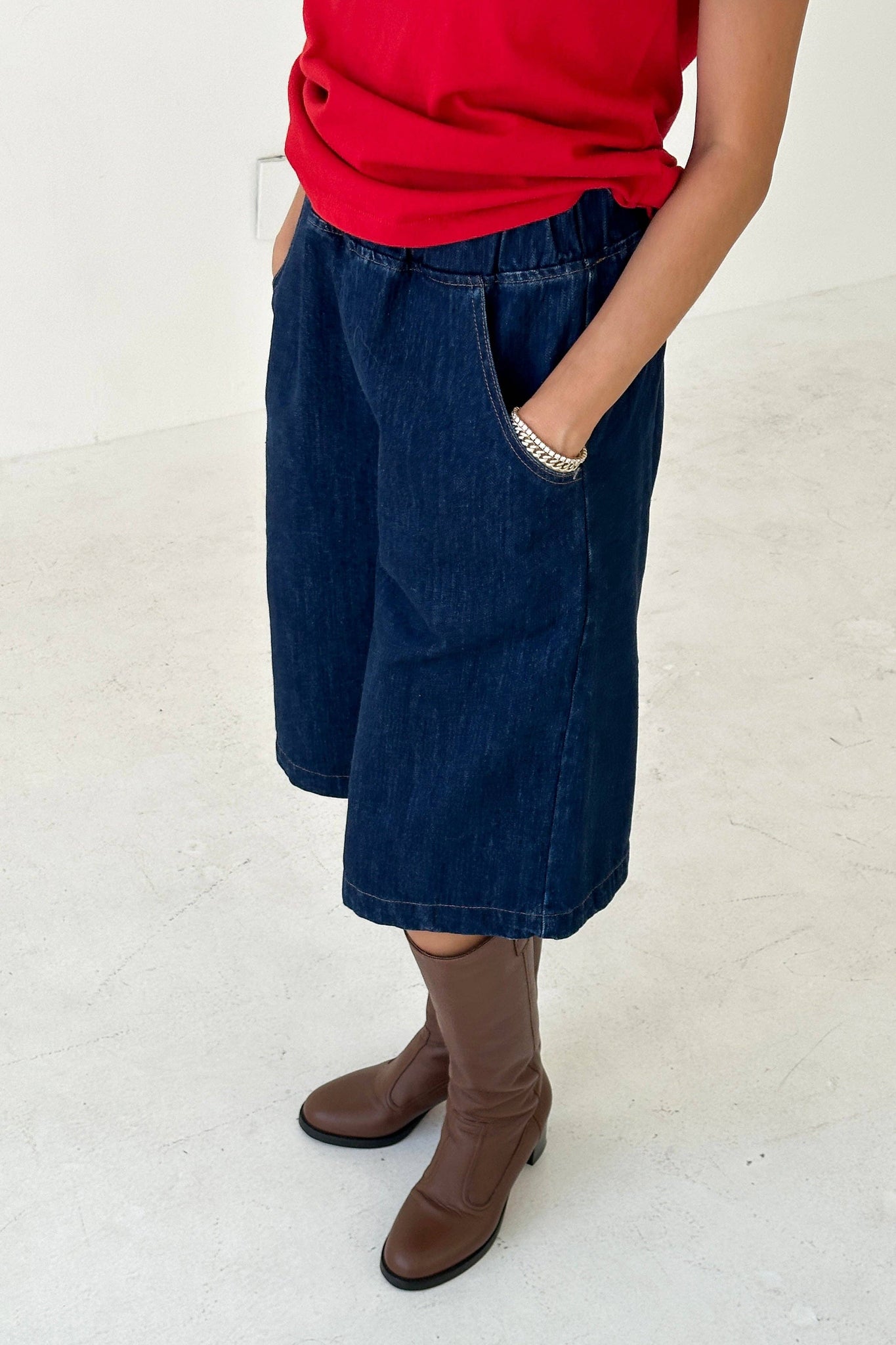 RAW DENIM LIAM BERMUDA SHORTS || LE BON SHOPPE