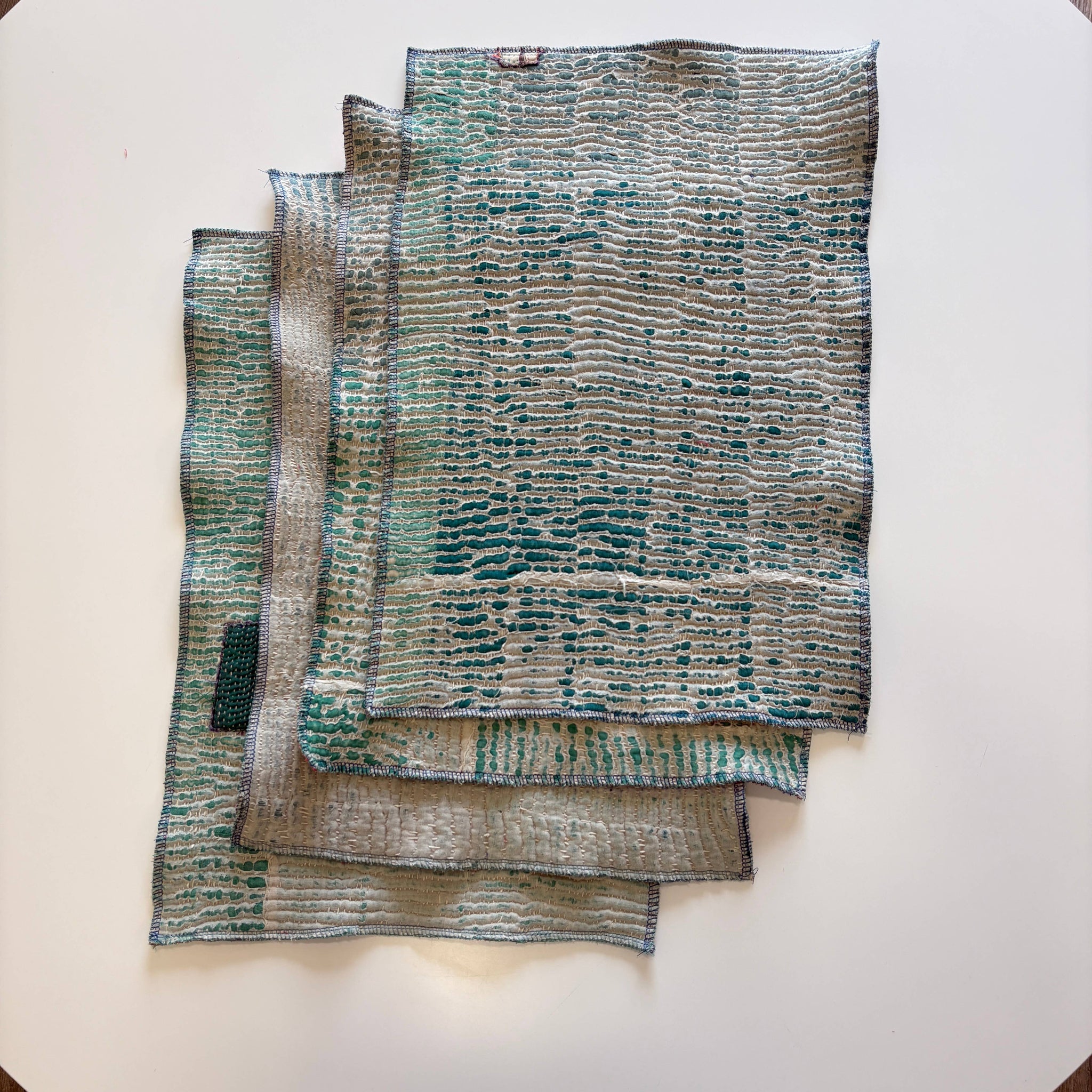 SET OF 4 PLACEMATS || #125 || ALOKA HOME