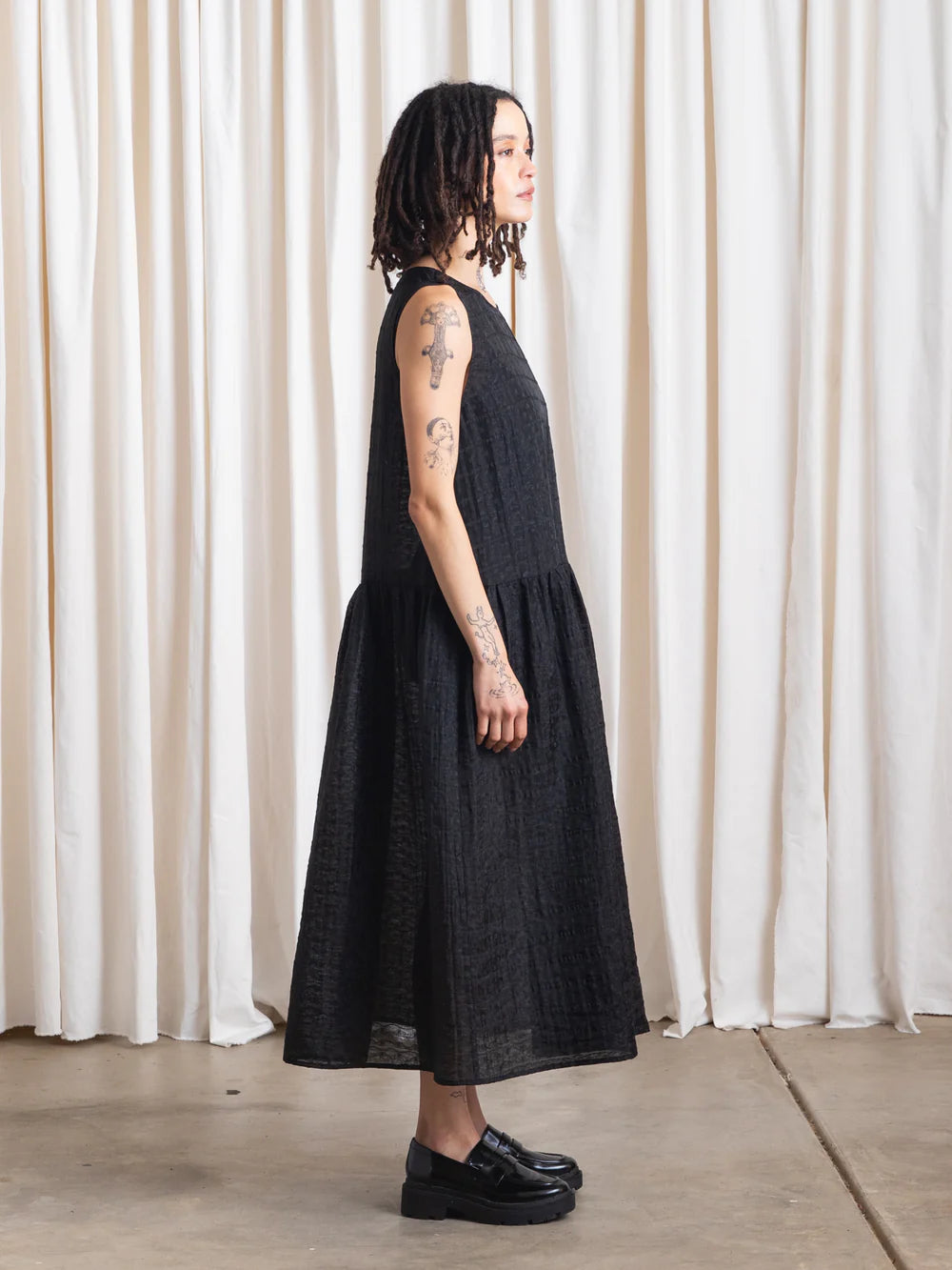 BLACK DROP WAIST TANK DRESS || ALI GOLDEN