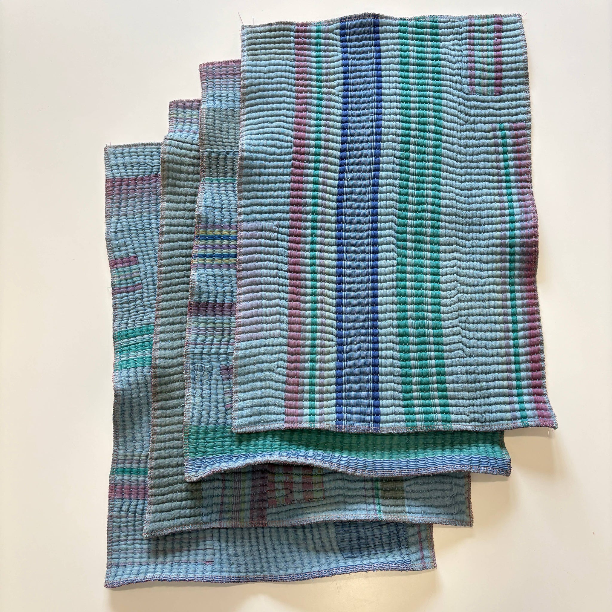 SET OF 4 PLACEMATS || #115 || ALOKA HOME