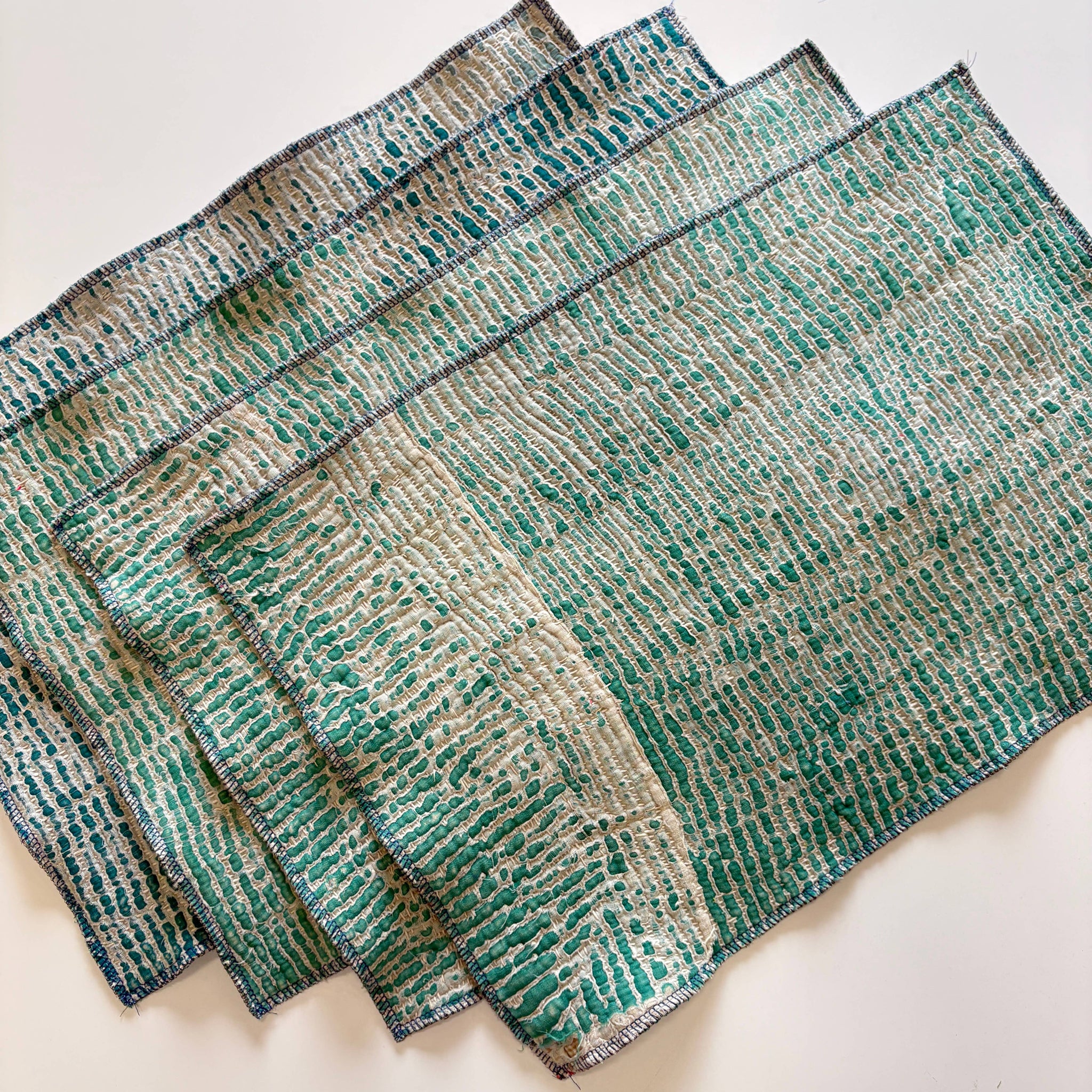 SET OF 4 PLACEMATS || #123 || ALOKA HOME